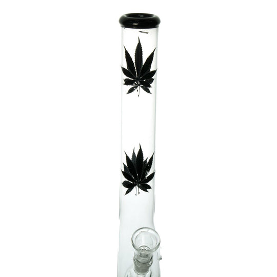 Buntes Bong-Set aus Glas mit bunten Schläuchen.